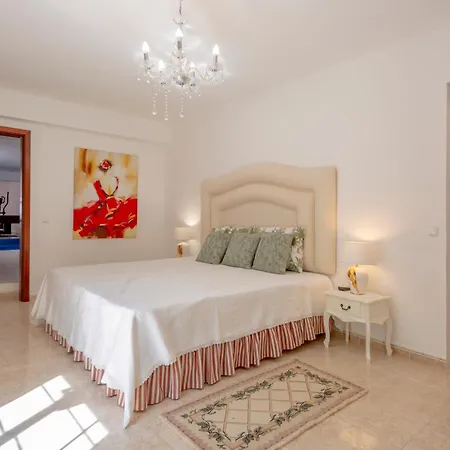 Palace Luxury 5 Bed W Heatable Pool, Jacuzzi Games Wf Villa *