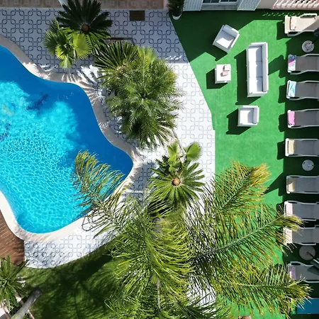 Palace Luxury 5 Bed W Heatable Pool, Jacuzzi Games Wf *